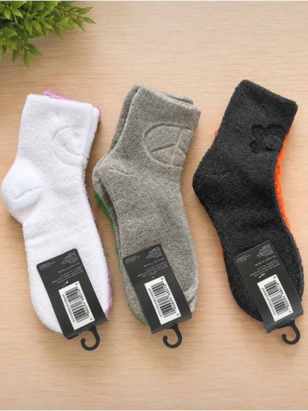 Delia’s Capri Socks – 2 Pair Set you get 3 sets that’s 6 socks total
